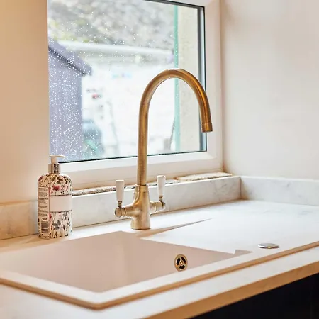 Host & - Daisy Дом отдыха